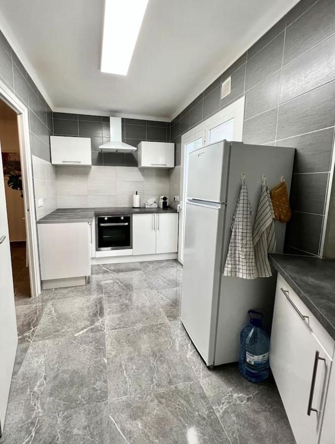 Amplio Apartamento Tranquilo Cerca De La Playa Roses Eksteriør billede