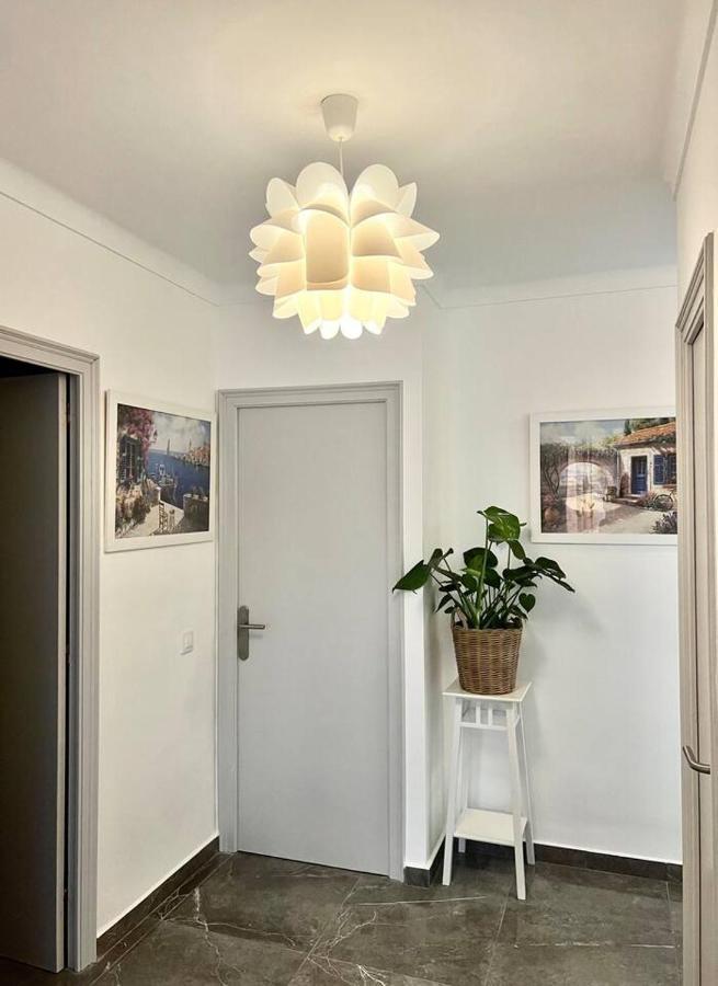 Amplio Apartamento Tranquilo Cerca De La Playa Roses Eksteriør billede
